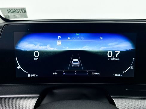 Certified 2025 Kia Sportage SX FWD image 39