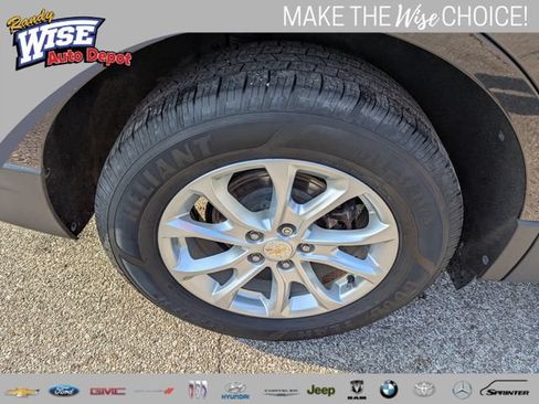 Used 2021 Chevrolet Equinox LT FWD image 21