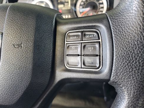 Used 2019 RAM 1500 Tradesman w/ Chrome Appearance Group RWD image 24