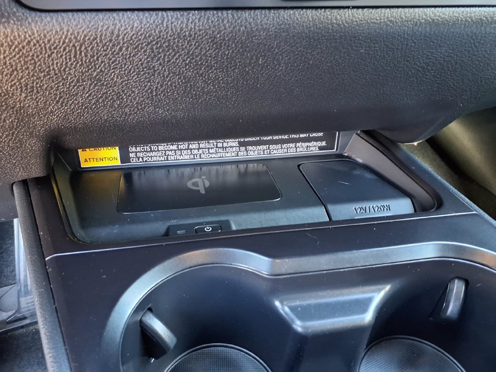 Used 2022 Lexus UX 200 w/ Accessory Package (Z1) FWD image 26