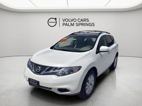 Used 2014 Nissan Murano SL w/ Navigation Package AWD/4WD image 3