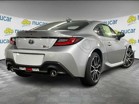 New 2025 Toyota GR86 image 7