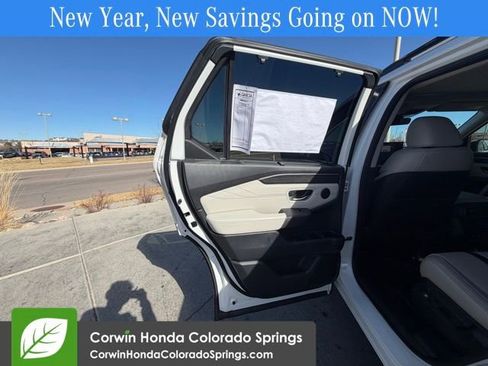 New 2026 Honda Pilot Touring image 23
