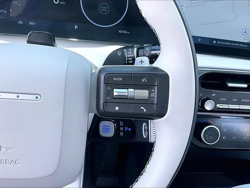Used 2026 Hyundai Palisade Calligraphy FWD image 12