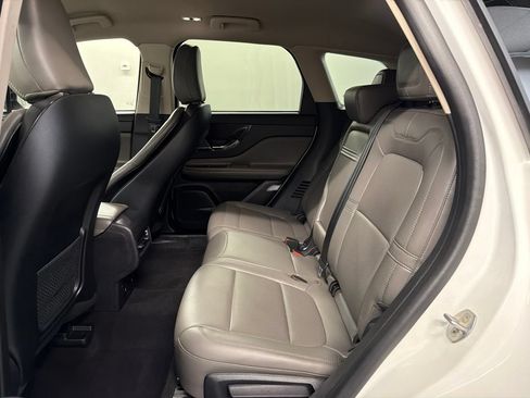 Used 2024 Lincoln Corsair AWD w/ Equipment Group 101A image 32