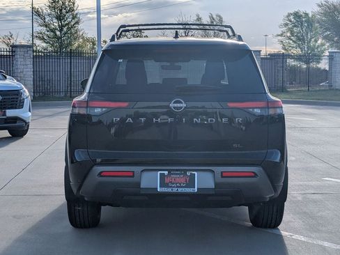 New 2026 Nissan Pathfinder SL FWD image 5