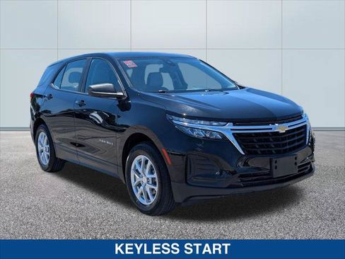 Used 2023 Chevrolet Equinox LS FWD image 7