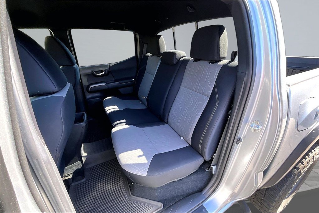 Used 2023 Toyota Tacoma TRD Off-Road AWD/4WD image 19