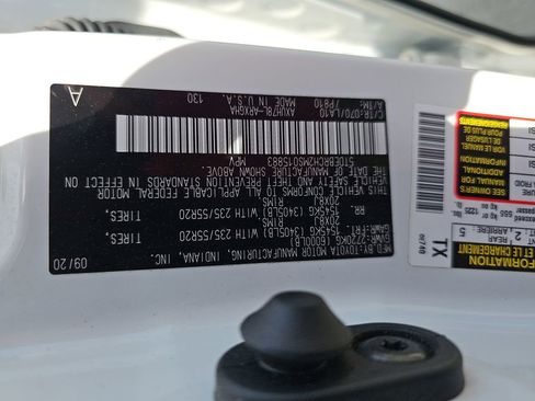 Used 2021 Toyota Highlander Platinum image 40