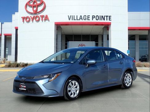 Used 2023 Toyota Corolla LE image 1