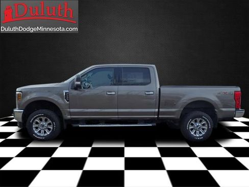 Used 2018 Ford F250 Lariat w/ Chrome Package image 2