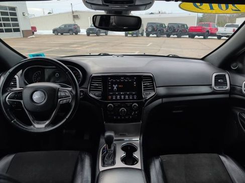 Used 2019 Jeep Grand Cherokee Altitude image 19