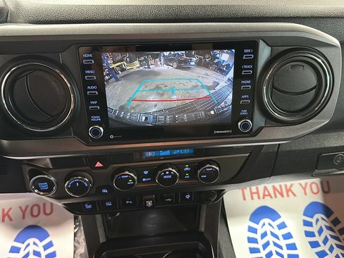 Used 2021 Toyota Tacoma TRD Sport w/ Technology Package AWD/4WD image 21