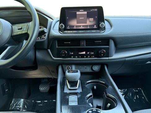 Used 2023 Nissan Rogue SV AWD/4WD image 11