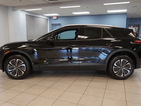 New 2025 Chevrolet Blazer EV LT AWD/4WD image 2