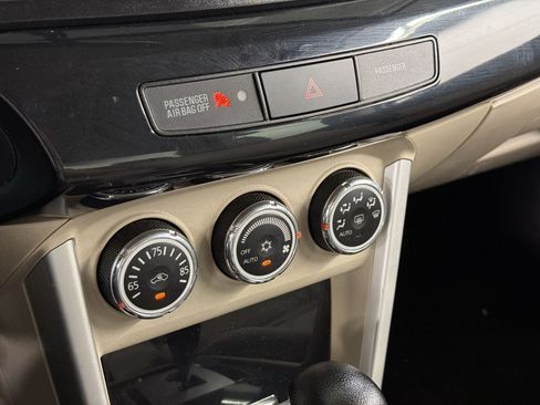 Used 2016 Mitsubishi Lancer ES FWD image 19
