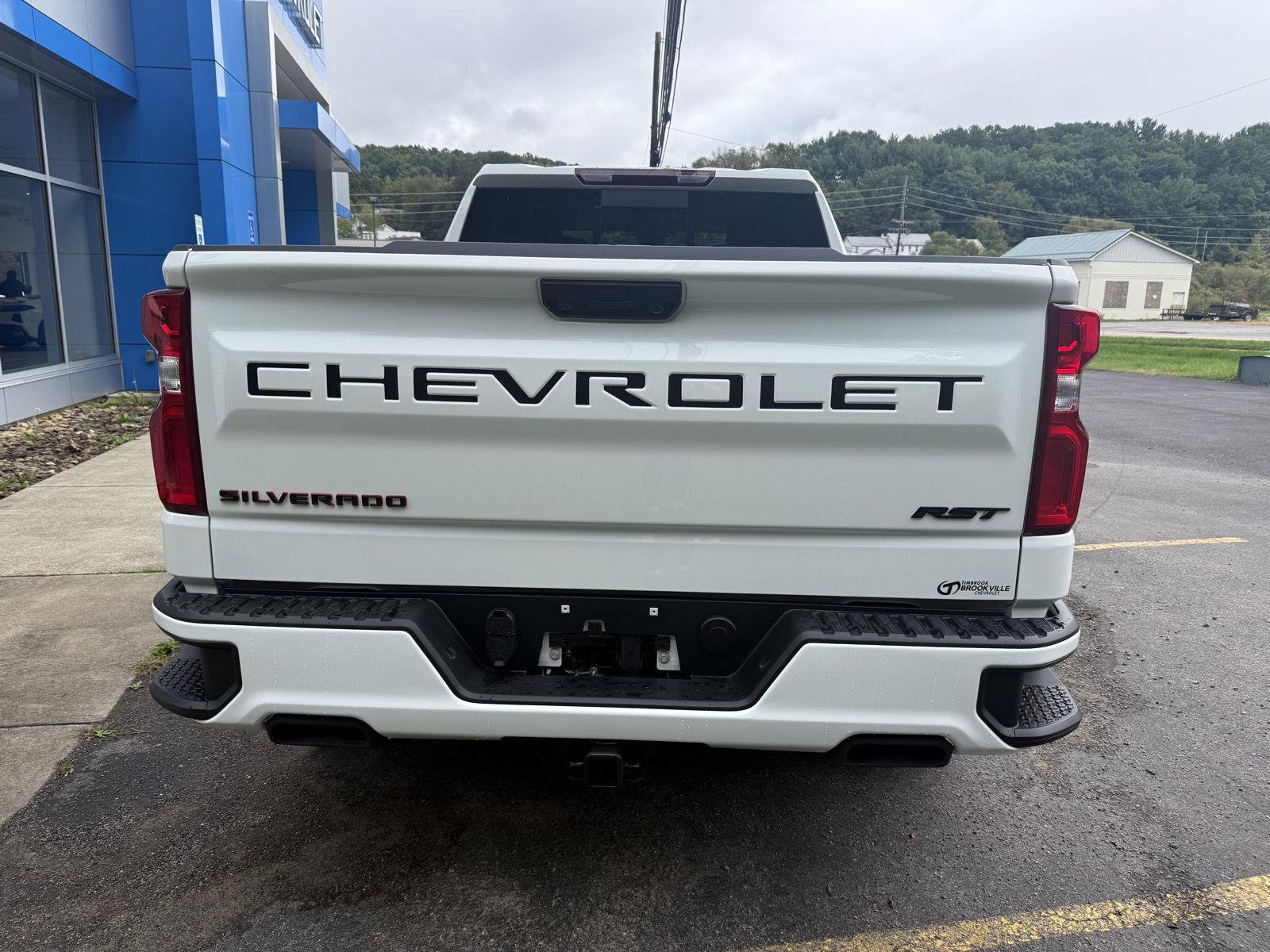 New 2026 Chevrolet Silverado 1500 RST w/ Redline Edition AWD/4WD image 22