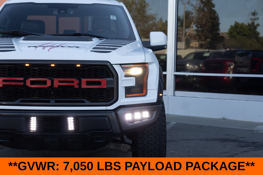 Used 2018 Ford F150 Raptor w/ Equipment Group 802A Luxury AWD/4WD image 5