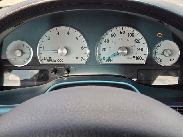 Used 2003 Ford Thunderbird RWD image 16