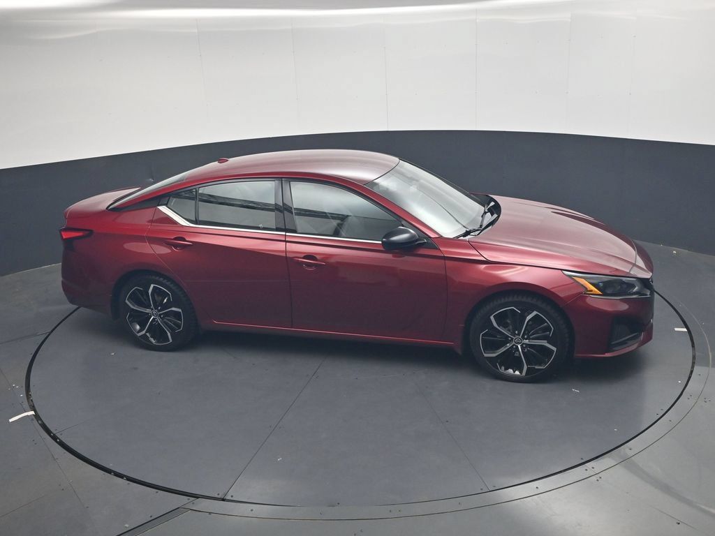 Certified 2023 Nissan Altima 2.5 SR FWD image 27