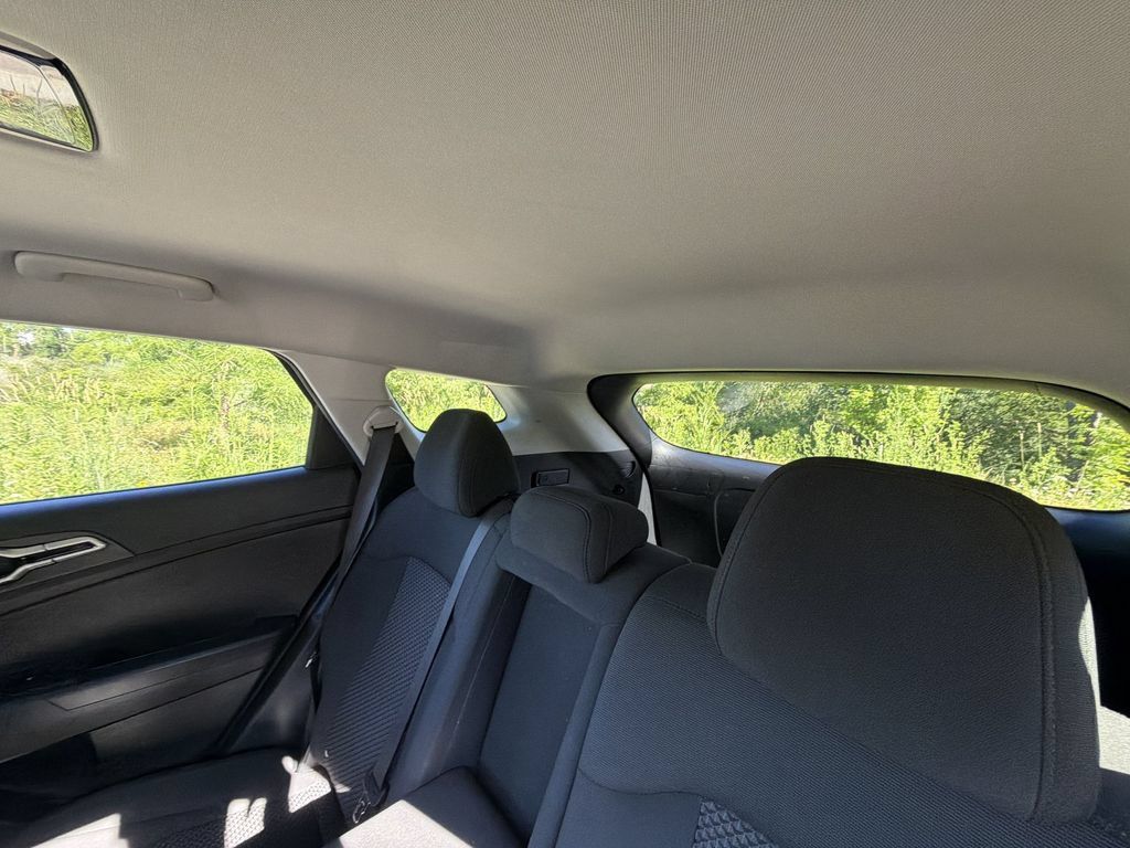 Used 2023 Kia Sportage LX AWD/4WD image 26