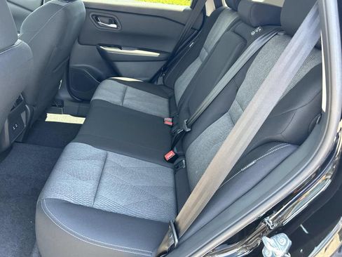 New 2026 Nissan Rogue SV FWD image 20