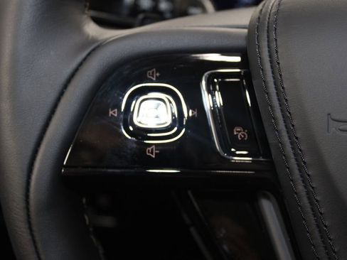 New 2025 Lincoln Aviator 2WD w/ Jet Appearance Package image 35