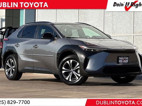 Certified 2025 Toyota bZ4X FWD image 1