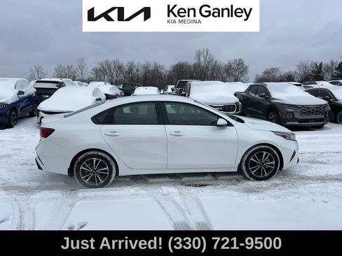 Certified 2024 Kia Forte LXS image 4