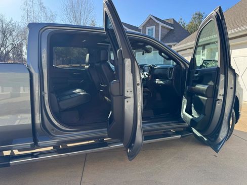 Used 2020 Chevrolet Silverado 1500 High Country w/ Technology Package image 20