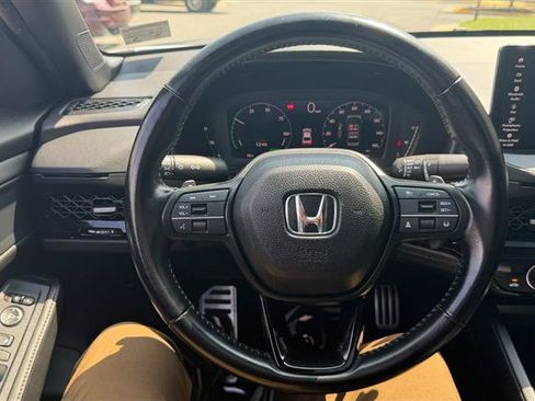 Used 2023 Honda Accord Sport Hybrid image 31