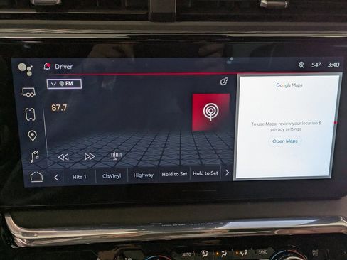 Used 2024 GMC Sierra 3500 Denali Ultimate image 11