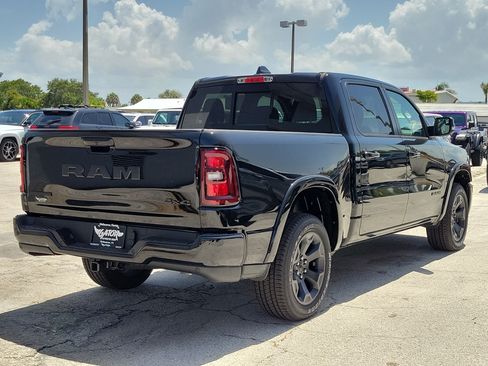 Used 2026 RAM 1500 Big Horn AWD/4WD image 4