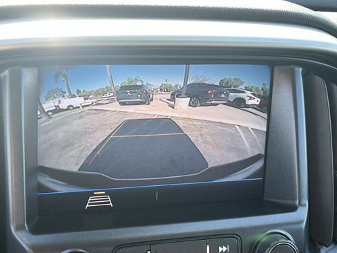 Used 2022 Chevrolet Colorado LT w/ Fleet Safety Package image 14