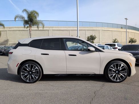 Used 2026 BMW iX xDrive45 image 11