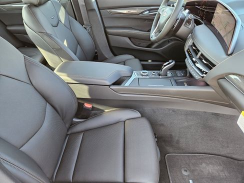 New 2026 Cadillac CT5 V w/ LPO, ONYX Package RWD image 10