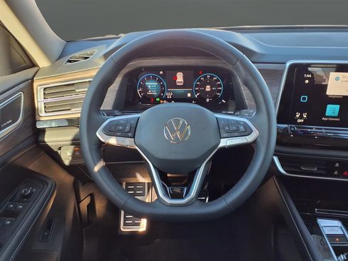 New 2026 Volkswagen Atlas SEL Premium R-Line image 18