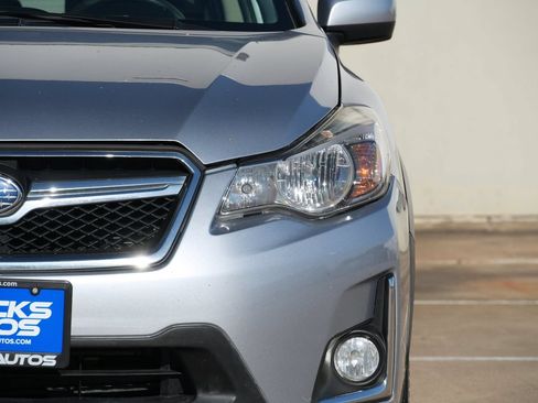 Used 2016 Subaru Crosstrek 2.0i Premium AWD/4WD image 21