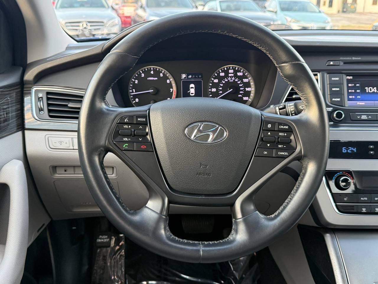 Used 2015 Hyundai Sonata Limited FWD image 43