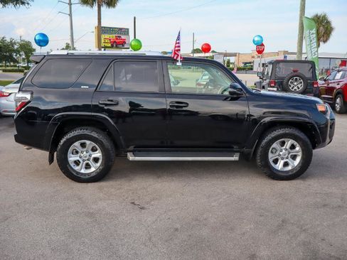 Used 2018 Toyota 4Runner SR5 Premium RWD image 7