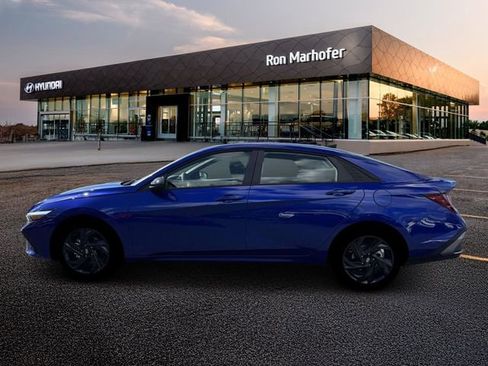 New 2026 Hyundai Elantra Sport image 3