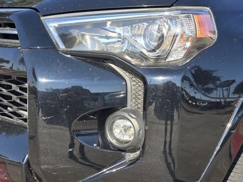 Used 2021 Toyota 4Runner SR5 RWD image 9