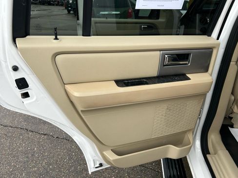 Used 2015 Ford Expedition Limited w/ Equipment Group 301A image 14