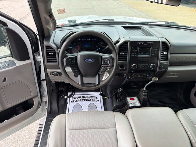 Used 2018 Ford F550 4x4 SuperCab Super Duty image 18