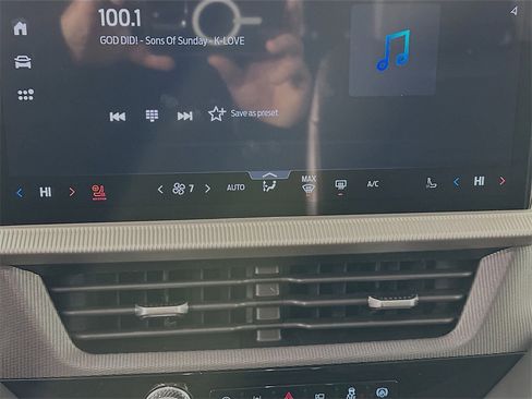 New 2026 Ford Explorer ST-Line w/ ST-Line Street Pack image 18