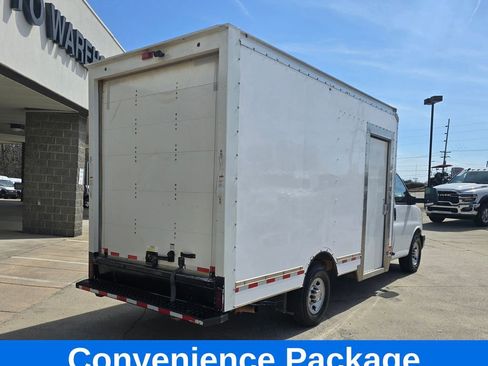 Used 2023 Chevrolet Express 3500 Work Van w/ Power Convenience Package image 4