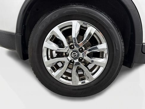 Used 2019 Nissan Rogue S w/ Special Edition Package FWD image 46