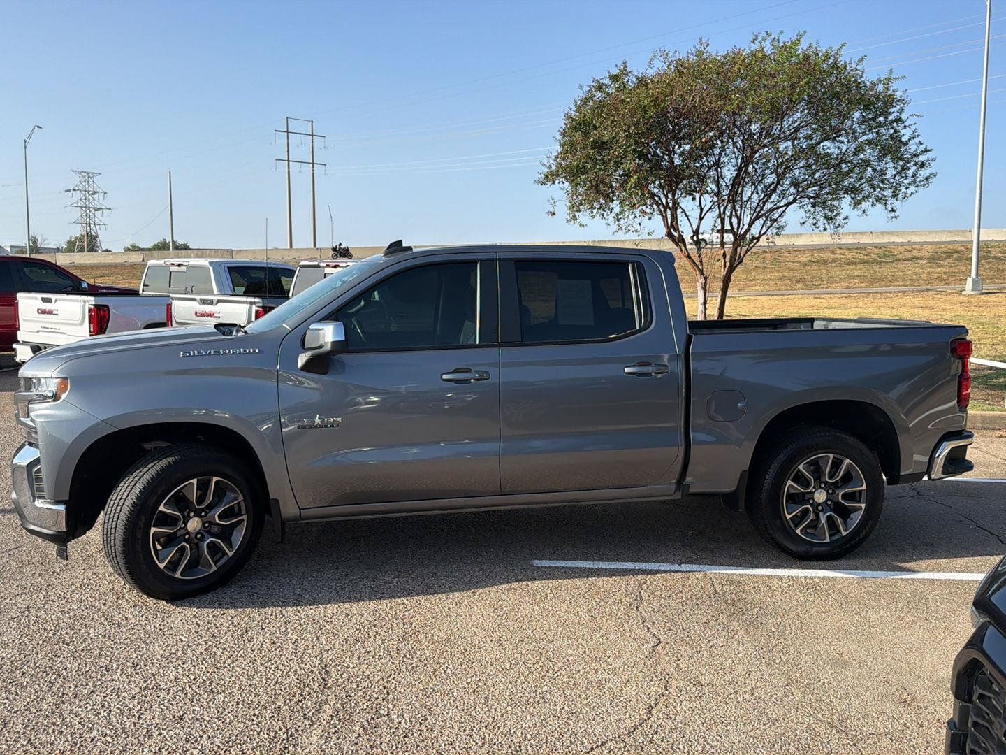 Used 2020 Chevrolet Silverado 1500 LT w/ Texas Edition RWD image 5