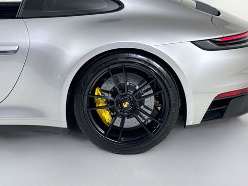 Used 2024 Porsche 911 Carrera GTS w/ Premium Package RWD image 36