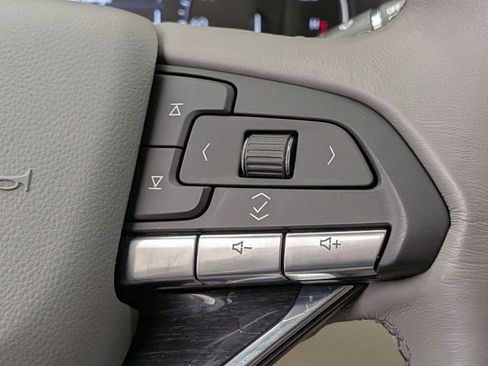 Certified 2024 Cadillac XT6 Premium Luxury w/ LPO, Floor Liner Package AWD/4WD image 12